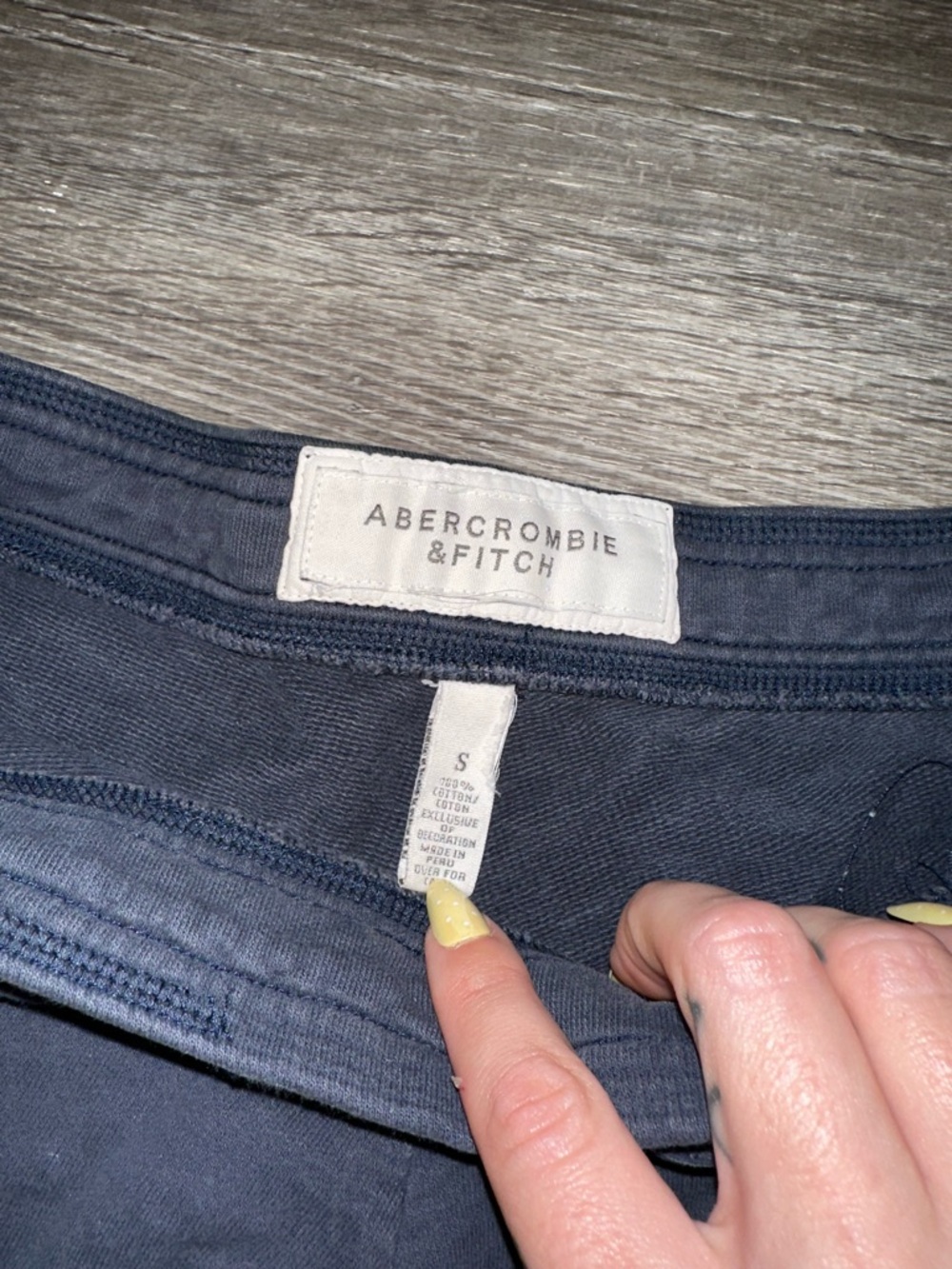 Abercrombie & Fitch Women's Navy Logo Shorts Y2K - Picture 3 of 4